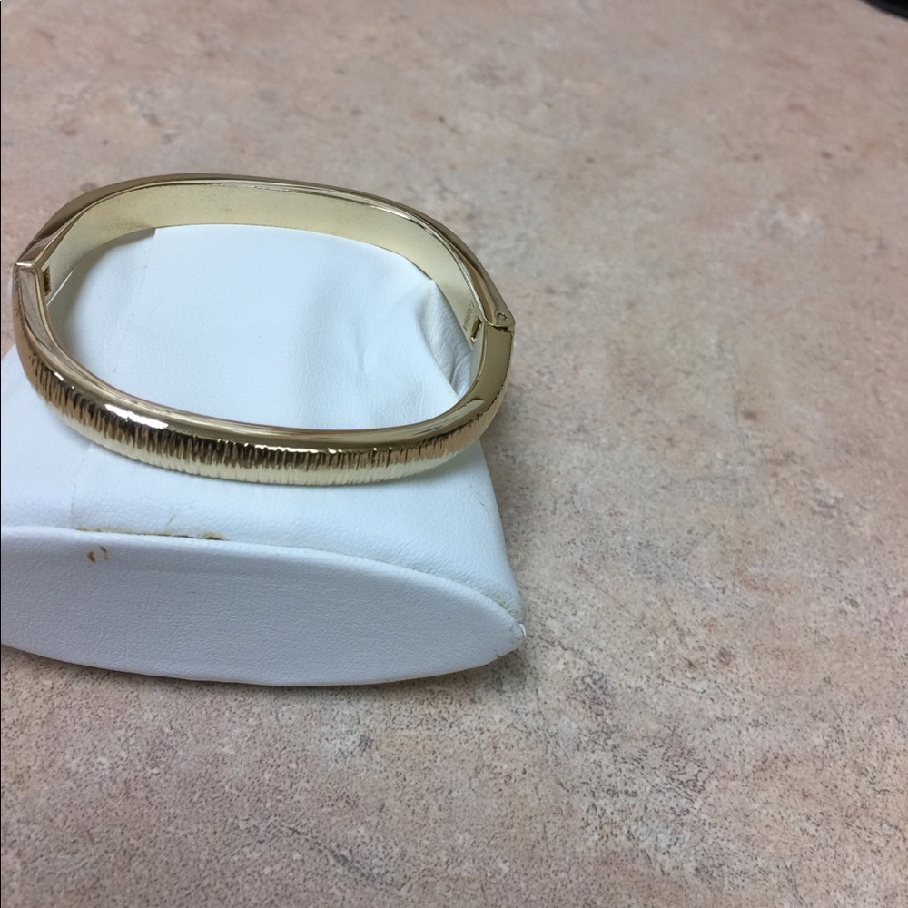 Gold plated bracelet